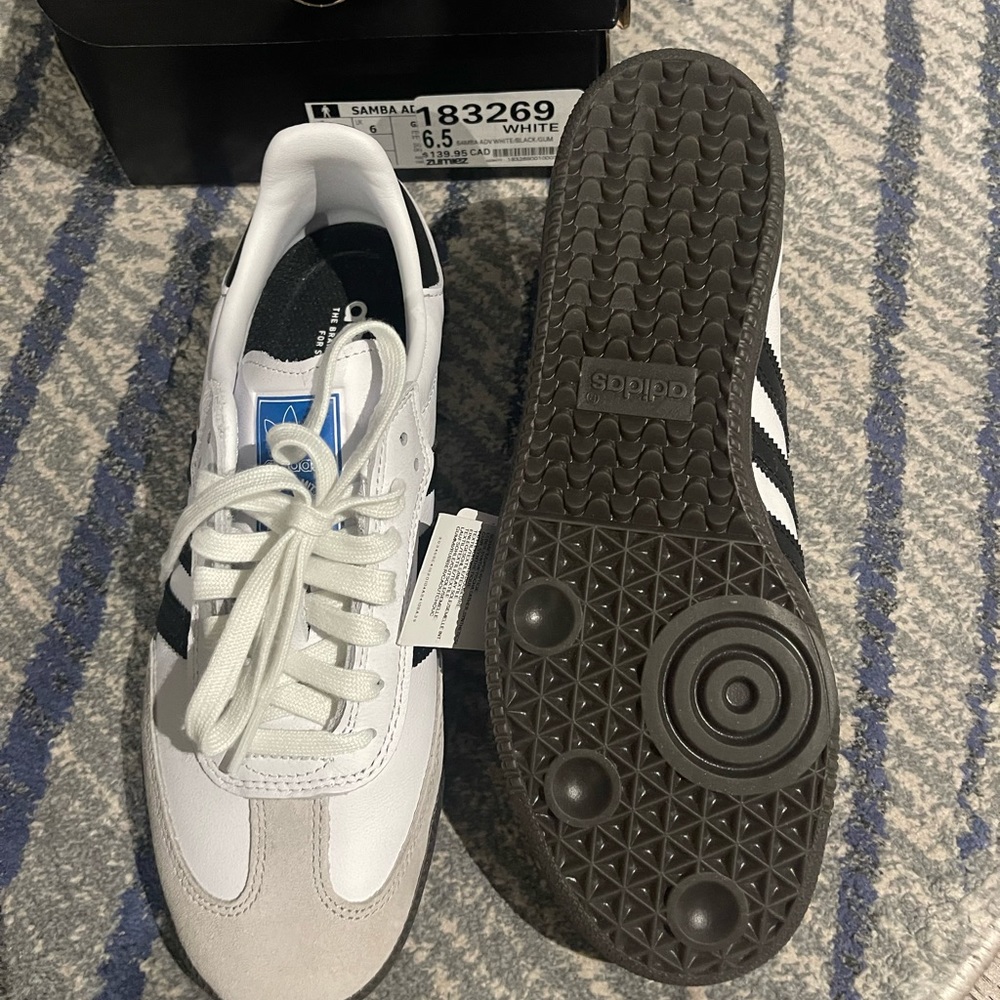 Adidas Samba OG size 6.5 men’s/7.5 women’s brand new in box